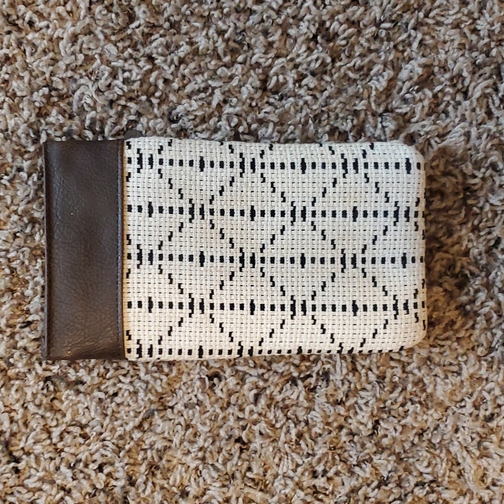 Thirty One Sunglasses Case